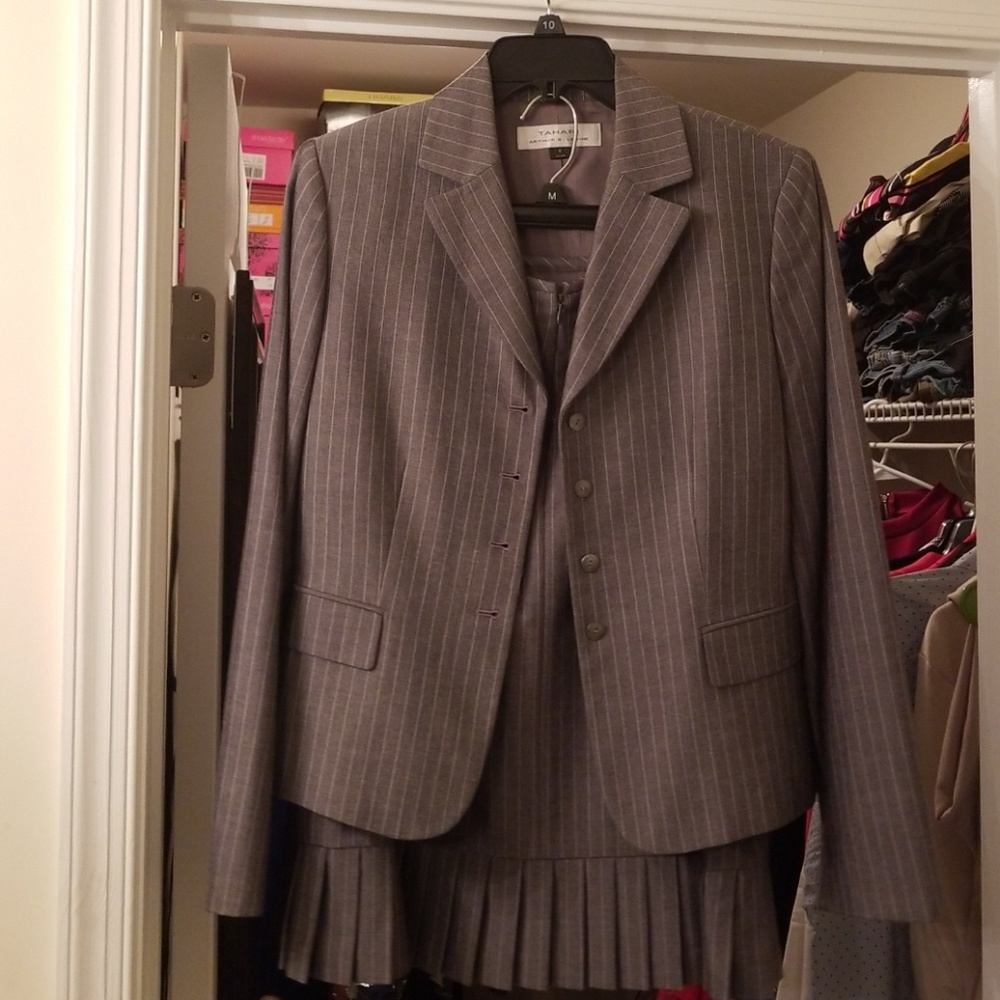 Suit